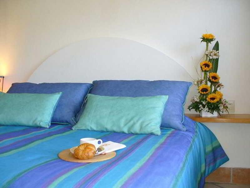 Hotel Eloisa Puerto Vallarta Oda fotoğraf